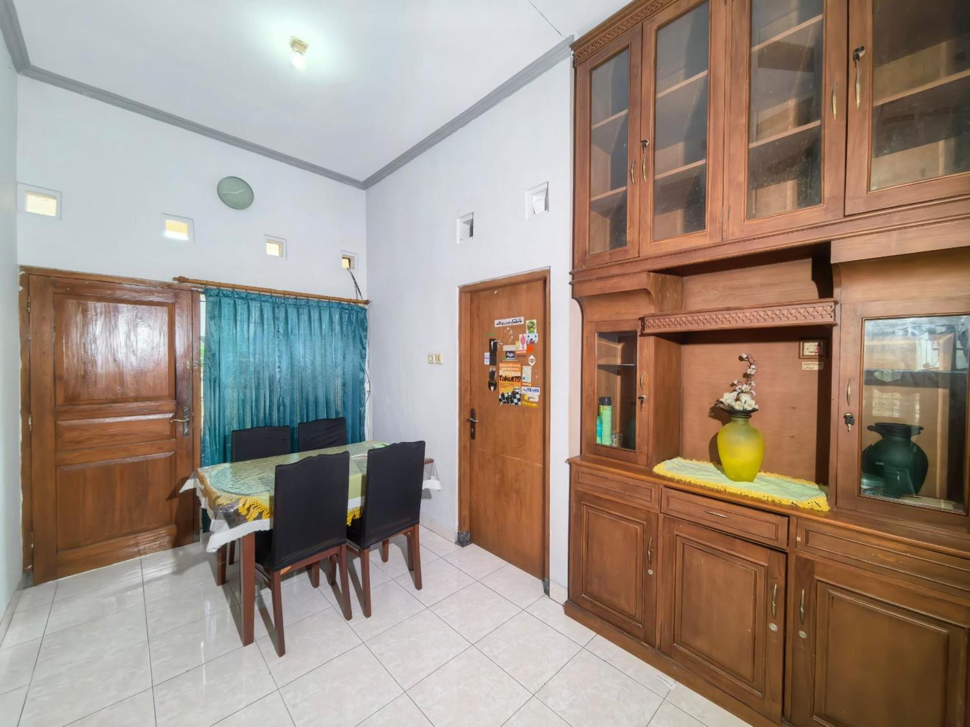 Mutiara Babarsari Homestay Jogja Yogyakarta Luaran gambar